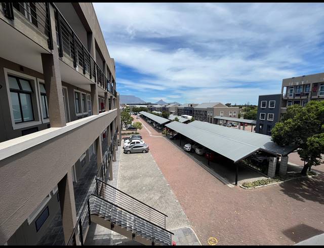 55M² OFFICE TO LET IN CENTURY CITY